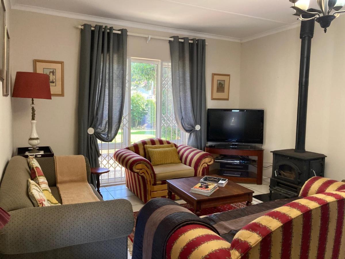Brown Jug Guest House Херманус Экстерьер фото
