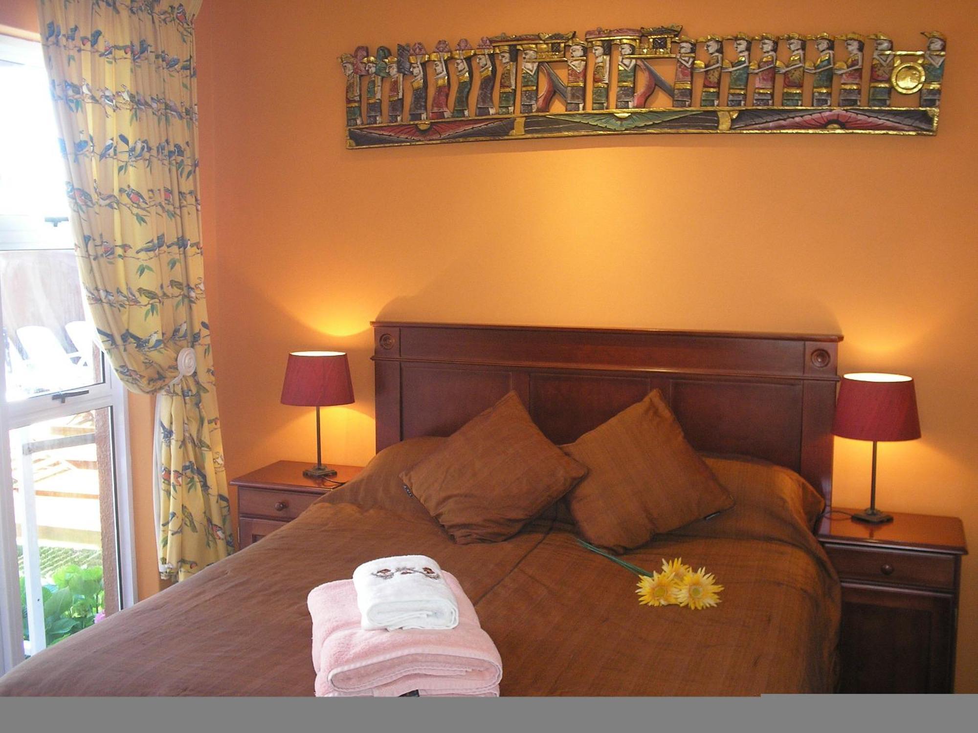 Brown Jug Guest House Херманус Экстерьер фото