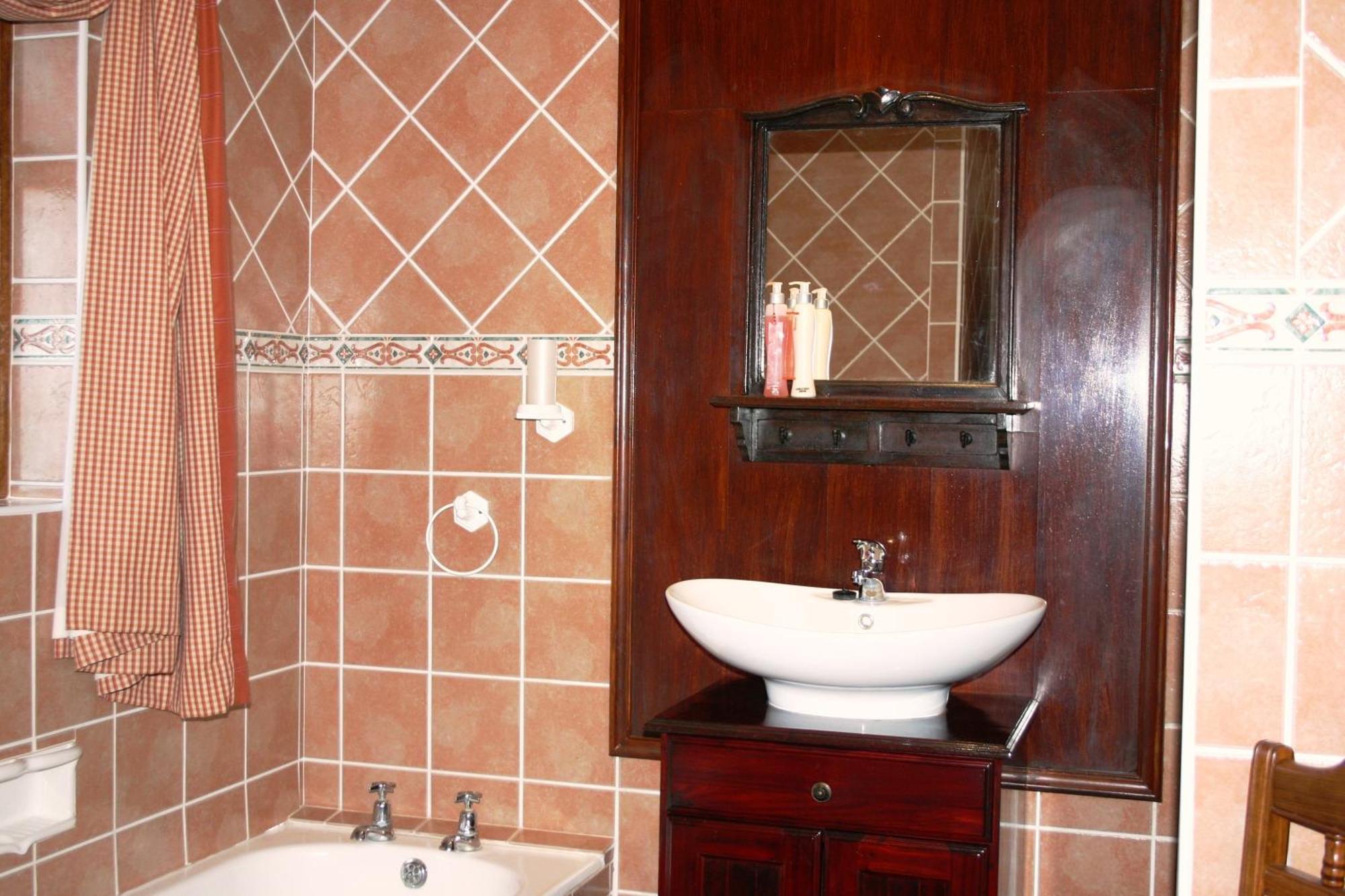 Brown Jug Guest House Херманус Экстерьер фото