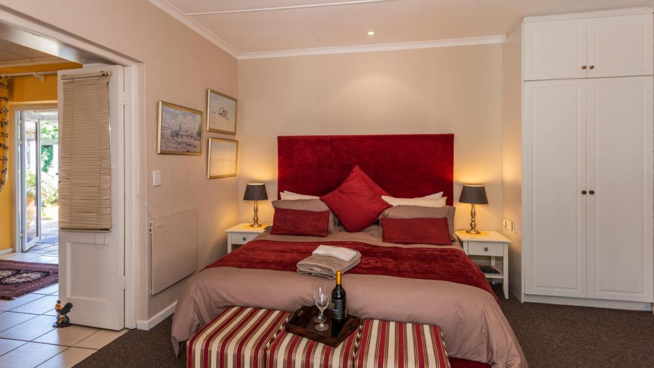 Brown Jug Guest House Херманус Экстерьер фото