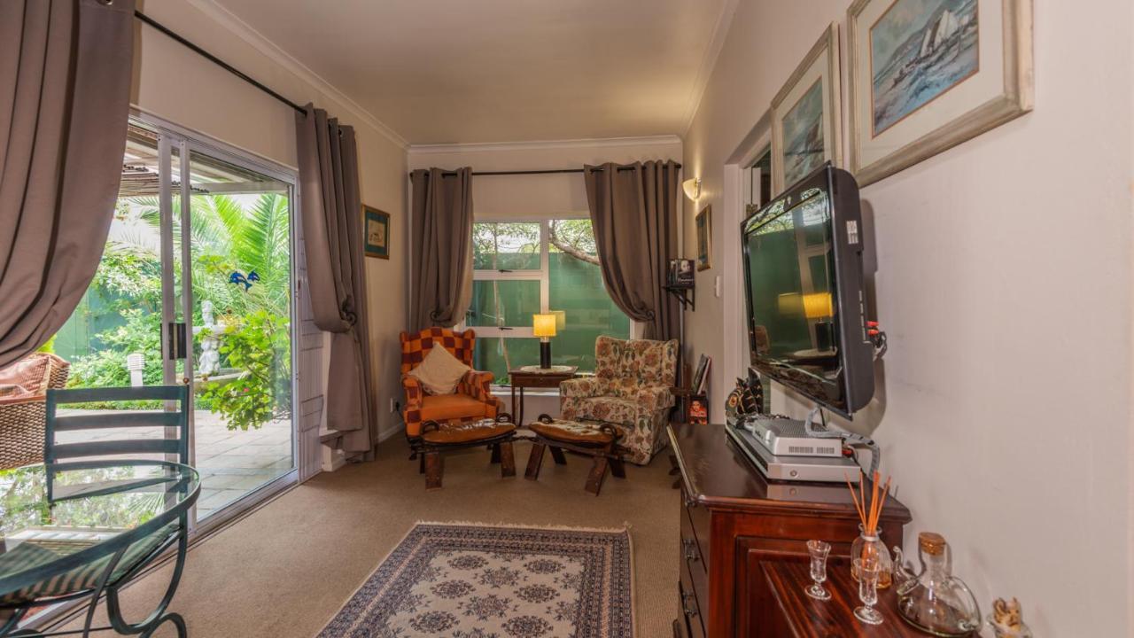 Brown Jug Guest House Херманус Экстерьер фото