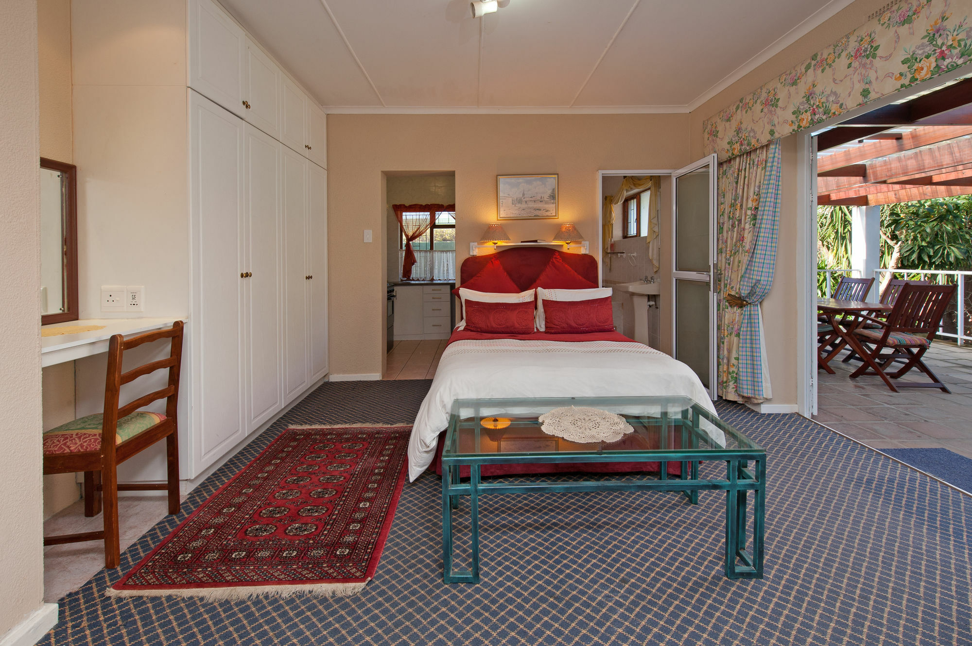 Brown Jug Guest House Херманус Экстерьер фото